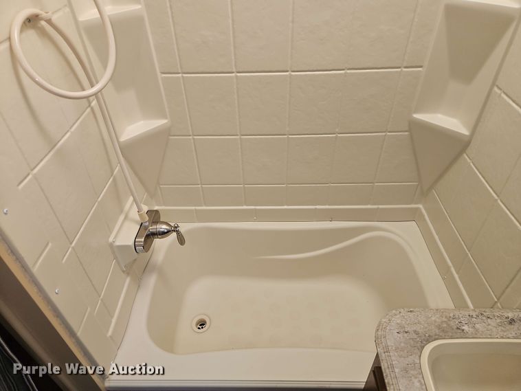 image for item EB7999 2017 Coachman Catalina 321BHDS CK camper