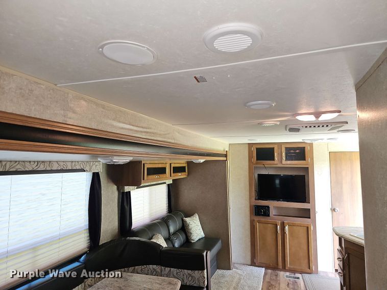 image for item EB7999 2017 Coachman Catalina 321BHDS CK camper