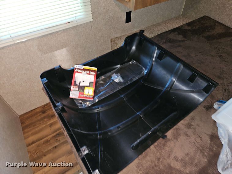 image for item EB7999 2017 Coachman Catalina 321BHDS CK camper