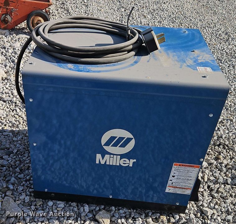 image for item EB8005 Miller CP-252TS welder