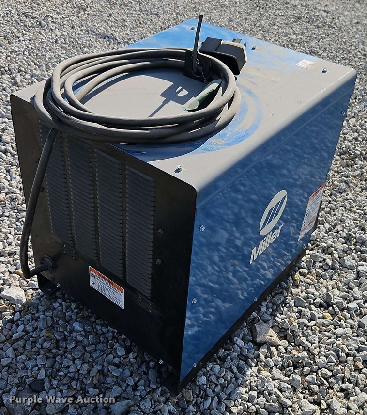 image for item EB8005 Miller CP-252TS welder