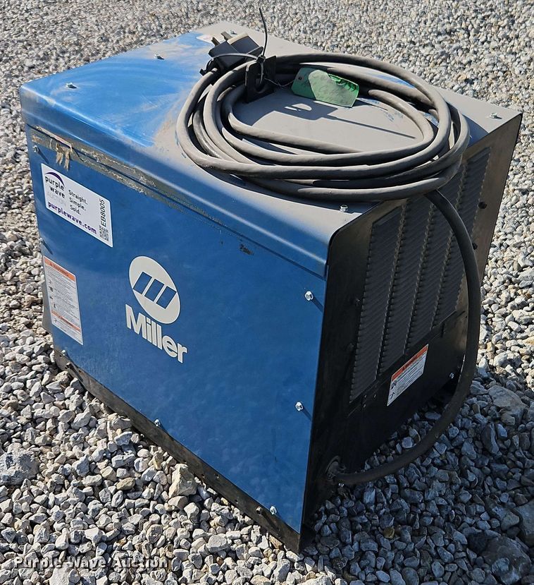 image for item EB8005 Miller CP-252TS welder