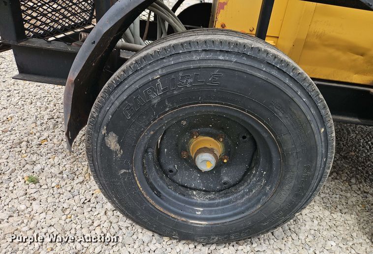 image for item EB8017 Joy air compressor