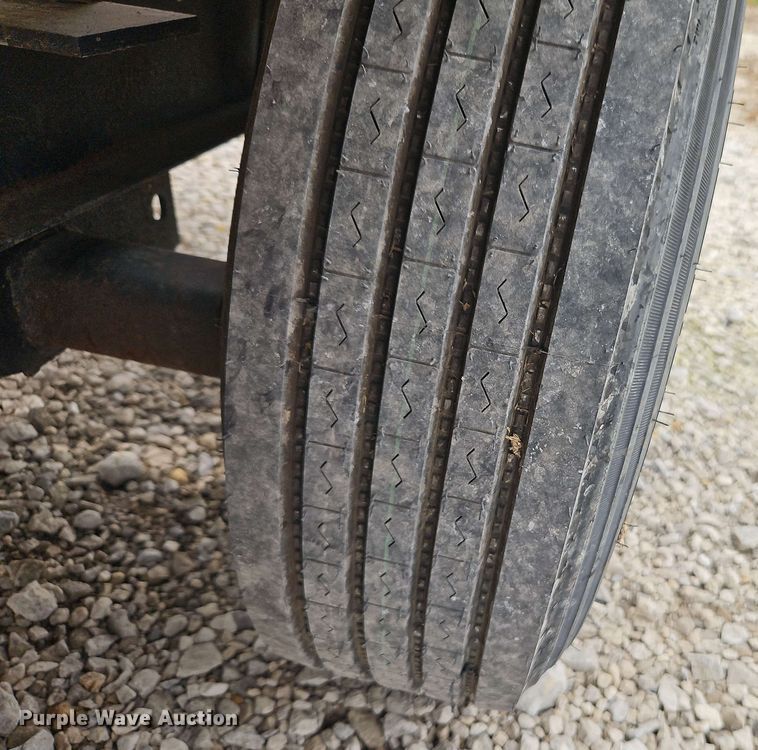 image for item EB8017 Joy air compressor