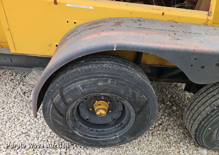 image for item EB8017 Joy air compressor