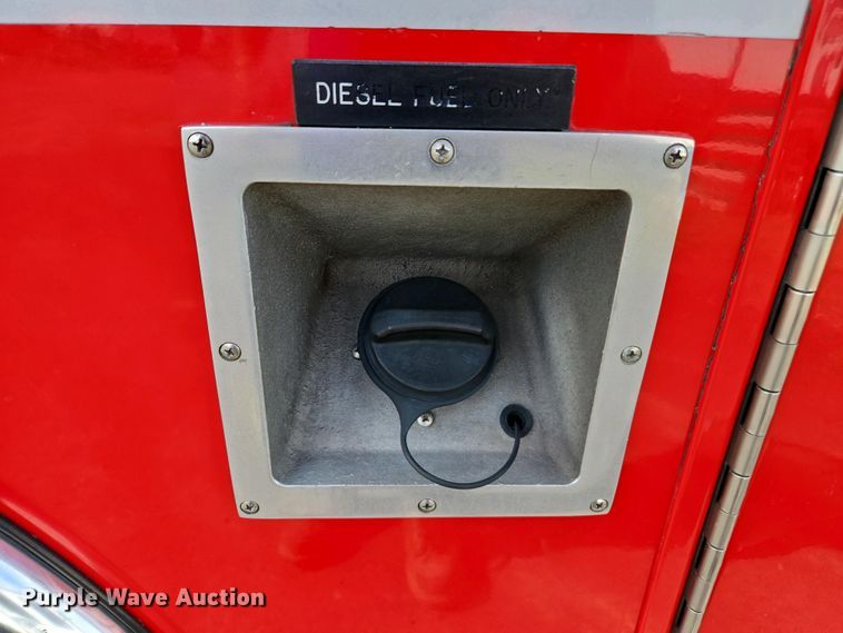 image for item EC0951 2005 Ford E450 Super Duty ambulance