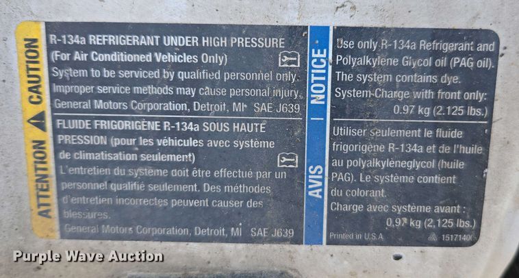 image for item EC0957 2003 GMC 5500 flatbed truck