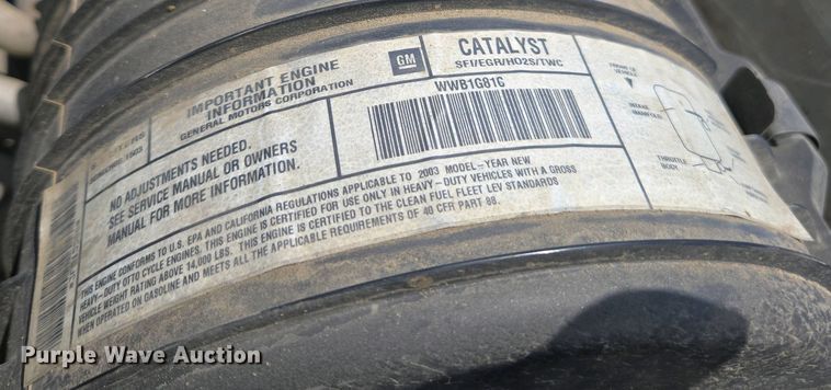 image for item EC0957 2003 GMC 5500 flatbed truck