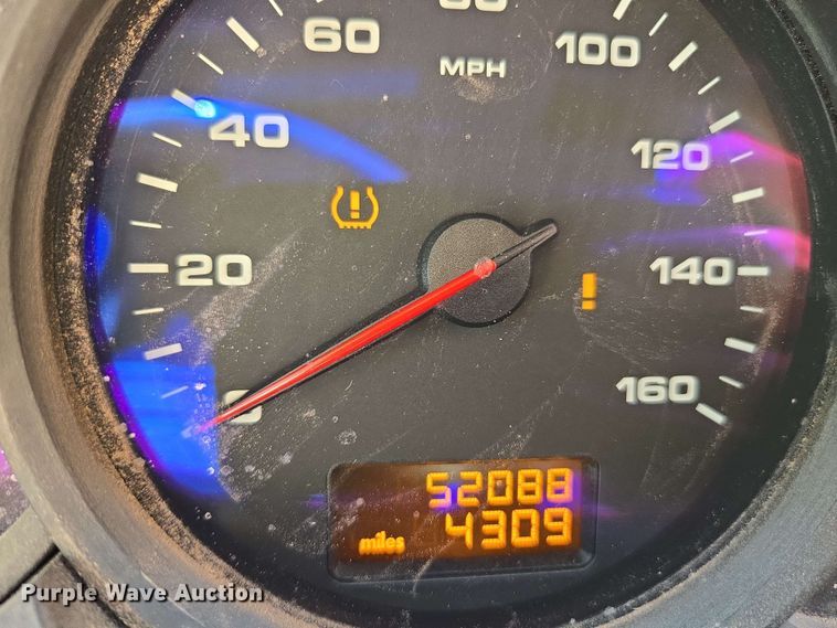 image for item EC1014 2010 Porsche Cayenne SUV