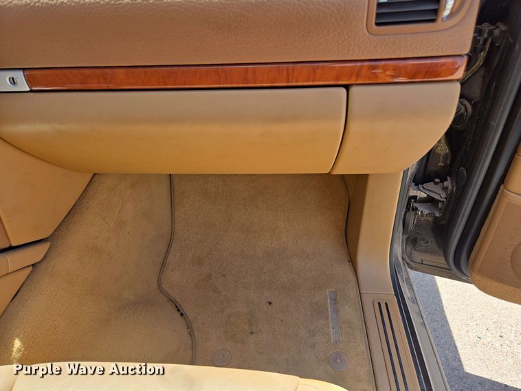 image for item EC1014 2010 Porsche Cayenne SUV