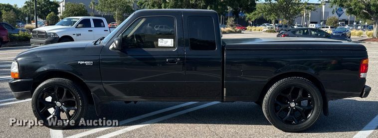 image for item EC3545 1999 Ford Ranger SuperCab pickup truck