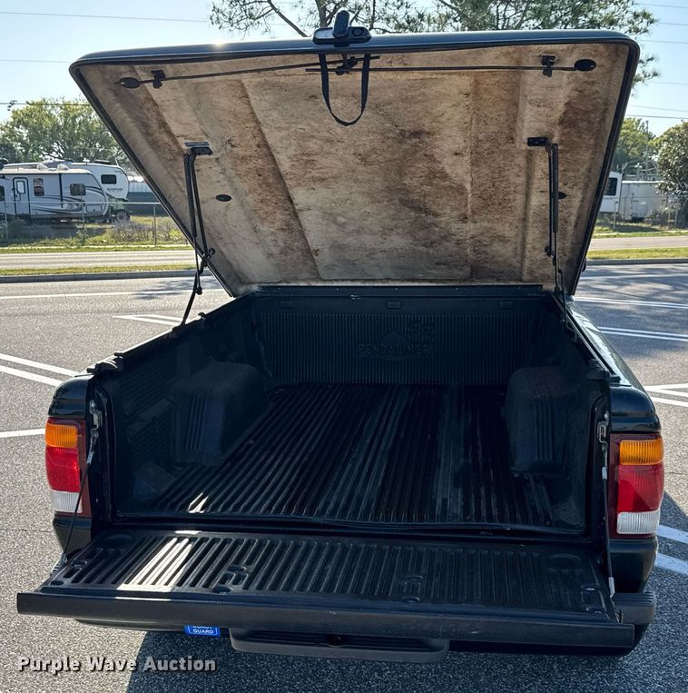 image for item EC3545 1999 Ford Ranger SuperCab pickup truck