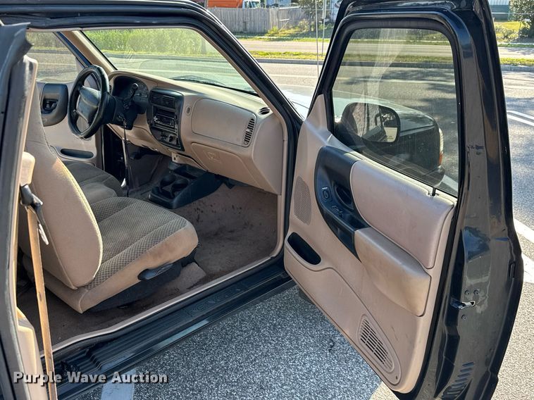 image for item EC3545 1999 Ford Ranger SuperCab pickup truck