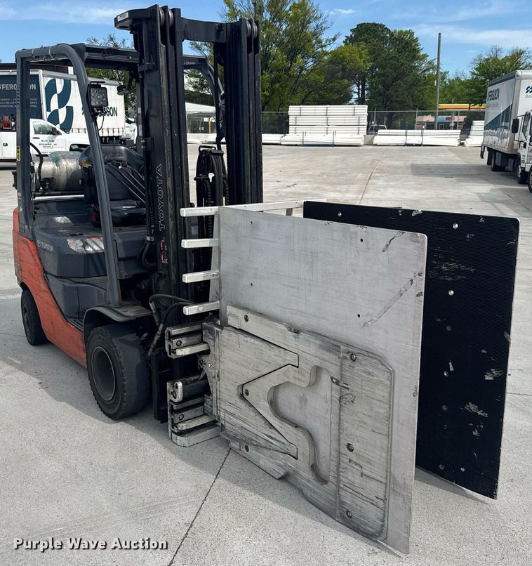 image for item EC3547 Toyota 8FGU18 forklift