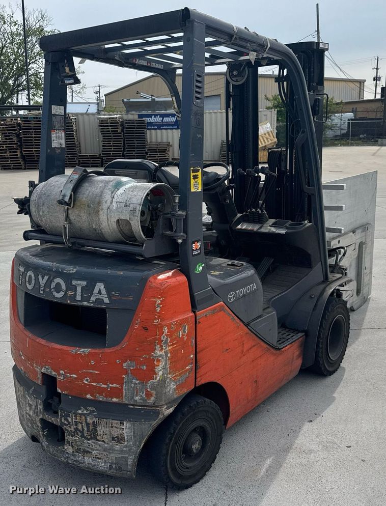 image for item EC3547 Toyota 8FGU18 forklift