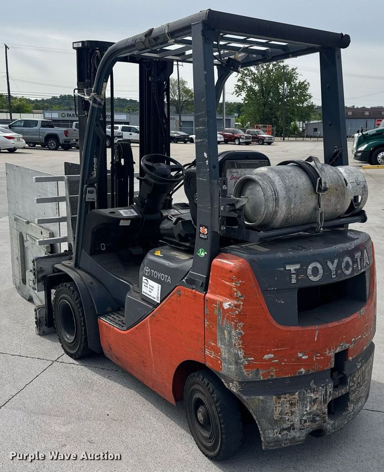 image for item EC3547 Toyota 8FGU18 forklift