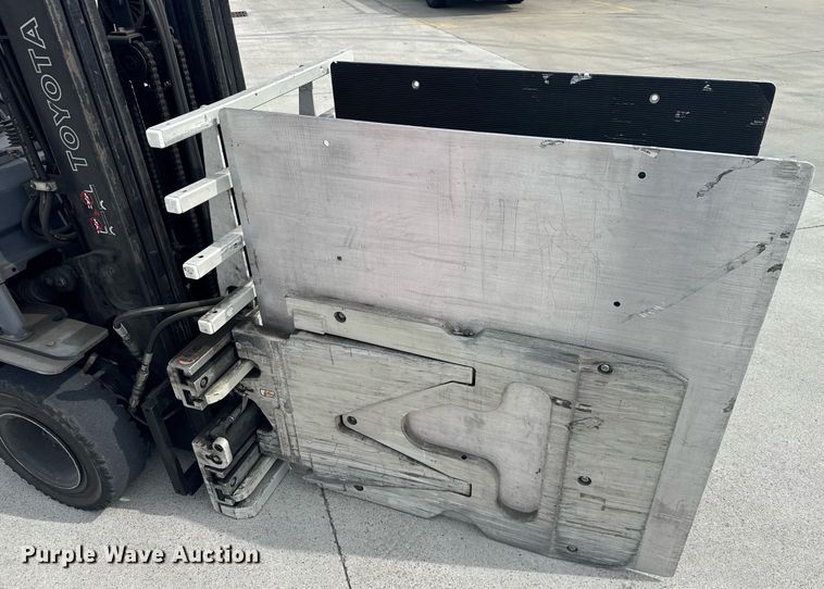 image for item EC3547 Toyota 8FGU18 forklift