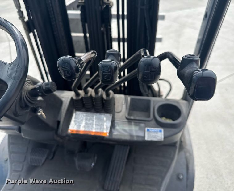 image for item EC3547 Toyota 8FGU18 forklift