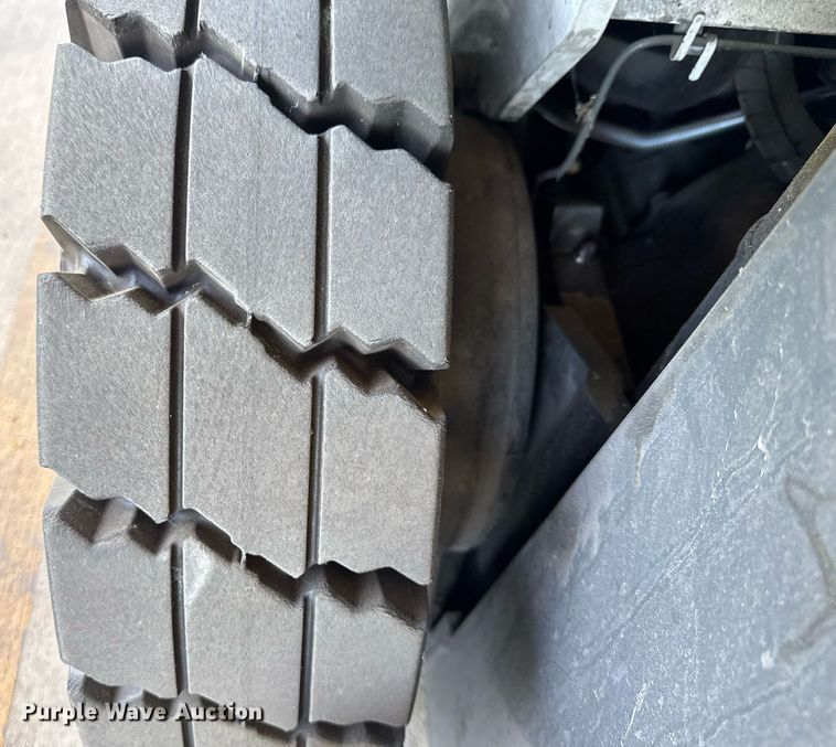 image for item EC3548 UniCarriers PF50 forklift