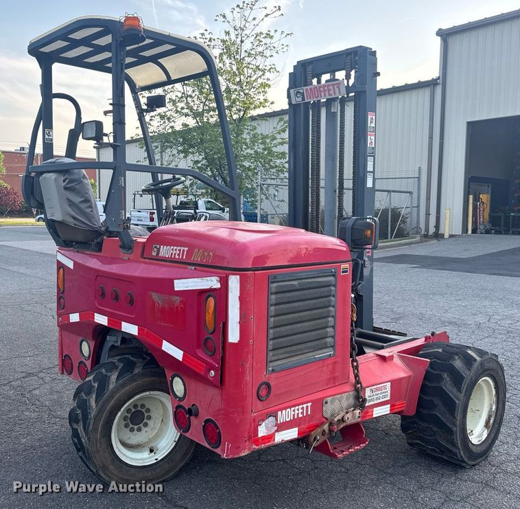 image for item EC3549 2011 Moffett M55 forklift