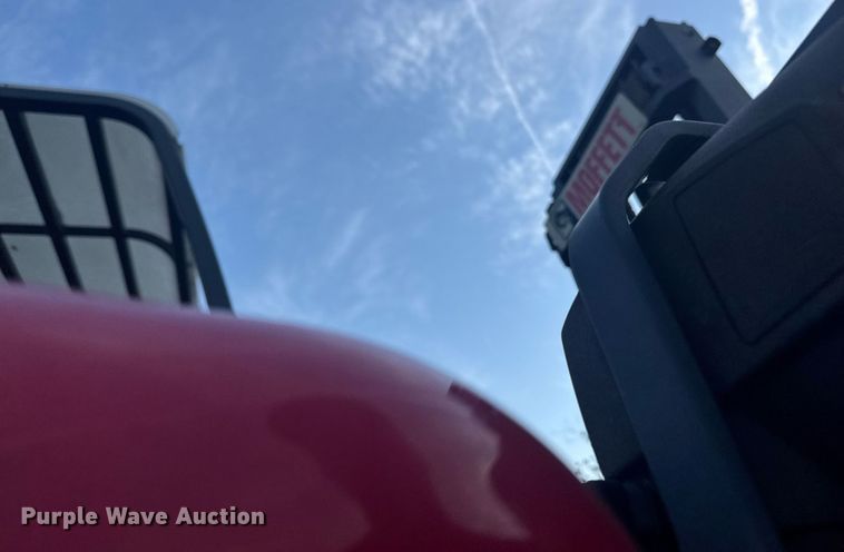 image for item EC3549 2011 Moffett M55 forklift