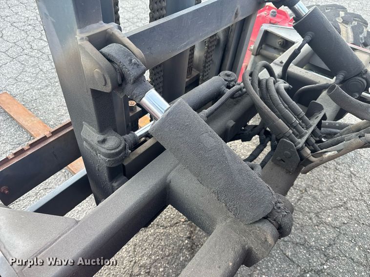 image for item EC3549 2011 Moffett M55 forklift