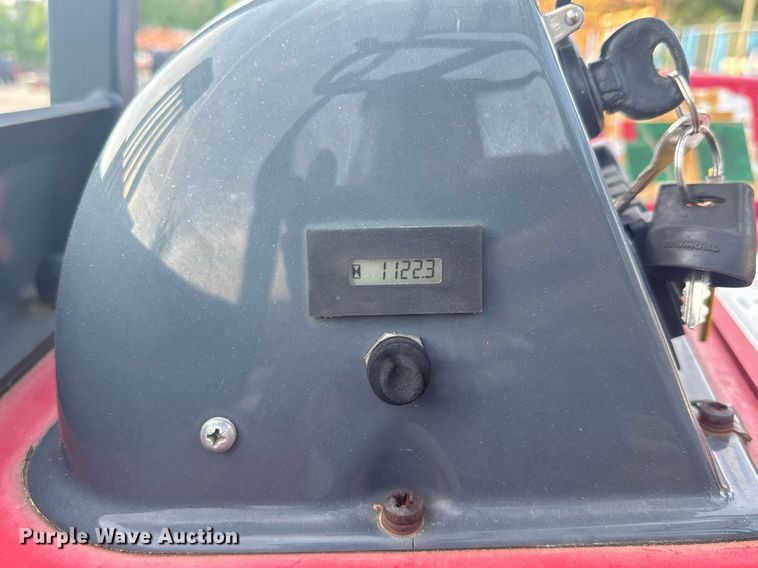 image for item EC3549 2011 Moffett M55 forklift