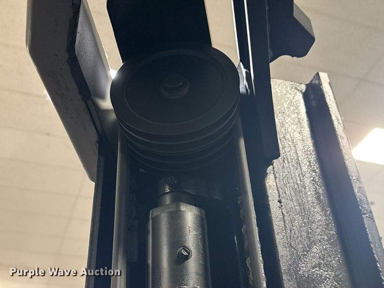 image for item EC3550 2016 Crown SP3520-30 order picker