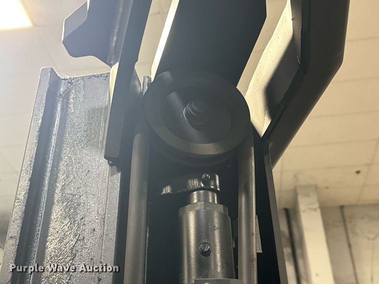 image for item EC3550 2016 Crown SP3520-30 order picker