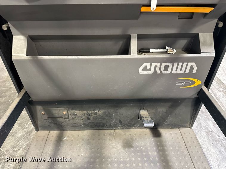 image for item EC3550 2016 Crown SP3520-30 order picker
