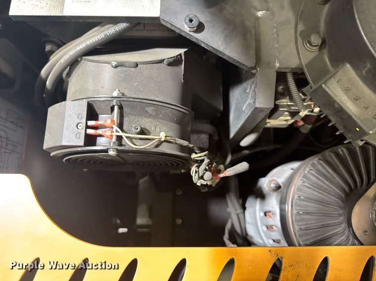 image for item EC3550 2016 Crown SP3520-30 order picker