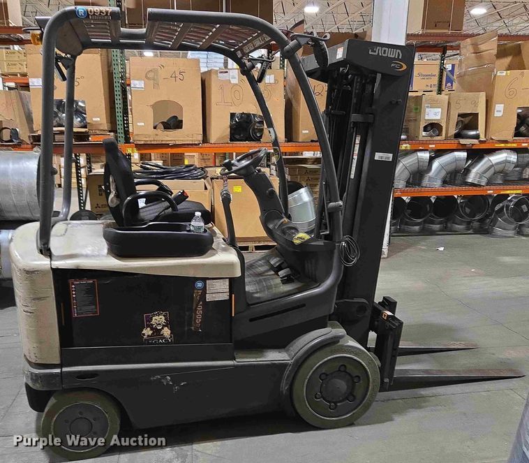 image for item EC4187 2014 Crown FC4525-50 forklift