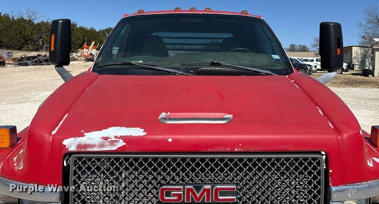 image for item ED5524 2006 GMC C5500 flatbed truck