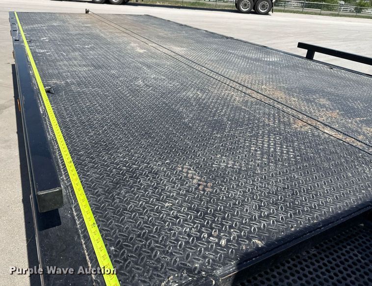 image for item ED5579 2023 Chevrolet  Silverado 6500HD rollback truck