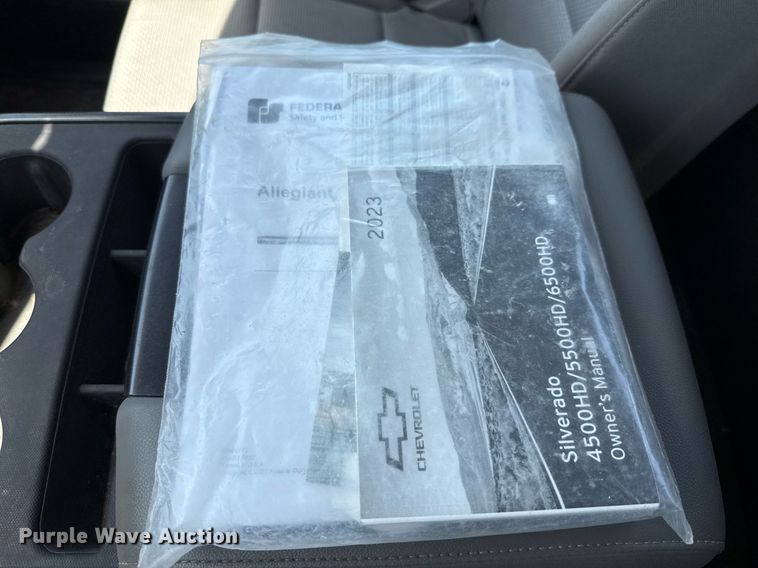 image for item ED5579 2023 Chevrolet  Silverado 6500HD rollback truck