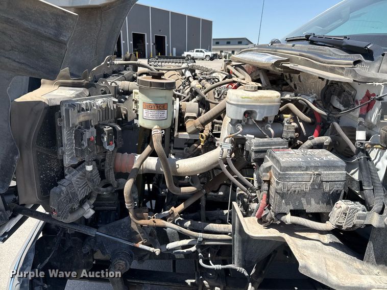 image for item ED5579 2023 Chevrolet  Silverado 6500HD rollback truck