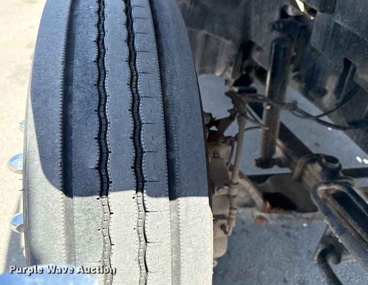 image for item ED5579 2023 Chevrolet  Silverado 6500HD rollback truck