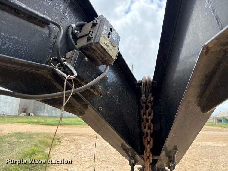 image for item ED5581 2007 PJ Trailers equipment trailer