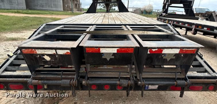 image for item ED5581 2007 PJ Trailers equipment trailer