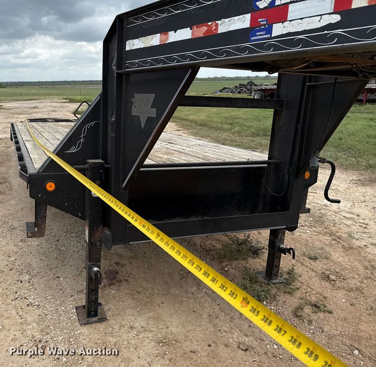 image for item ED5581 2007 PJ Trailers equipment trailer