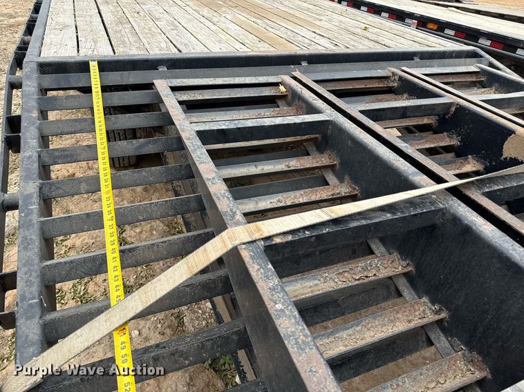 image for item ED5581 2007 PJ Trailers equipment trailer