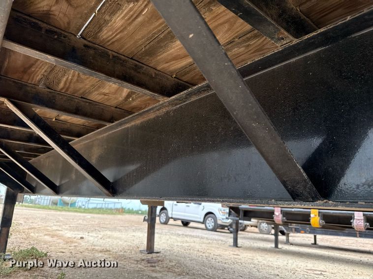 image for item ED5581 2007 PJ Trailers equipment trailer