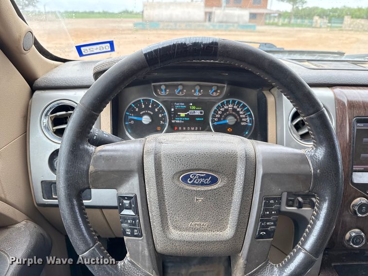 image for item ED5582 2013 Ford F150 Lariat SuperCrew pickup truck