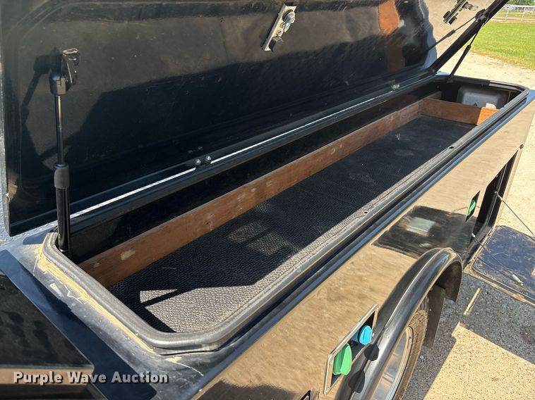 image for item EF3003 2022 Chevrolet Silverado 3500HD flatbed pickup truck