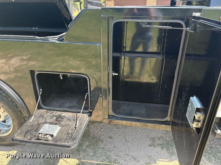 image for item EF3003 2022 Chevrolet Silverado 3500HD flatbed pickup truck