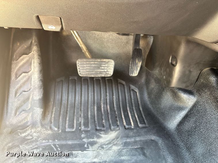 image for item EF3003 2022 Chevrolet Silverado 3500HD flatbed pickup truck