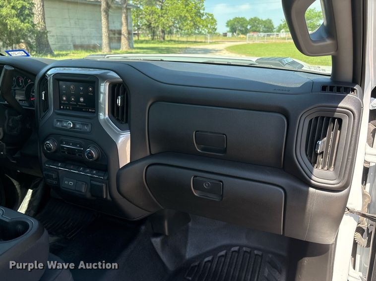 image for item EF3003 2022 Chevrolet Silverado 3500HD flatbed pickup truck