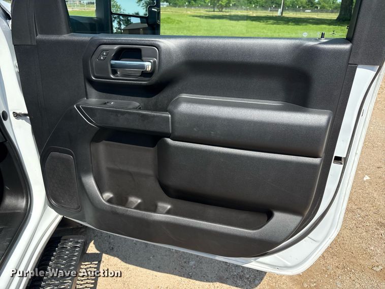 image for item EF3003 2022 Chevrolet Silverado 3500HD flatbed pickup truck