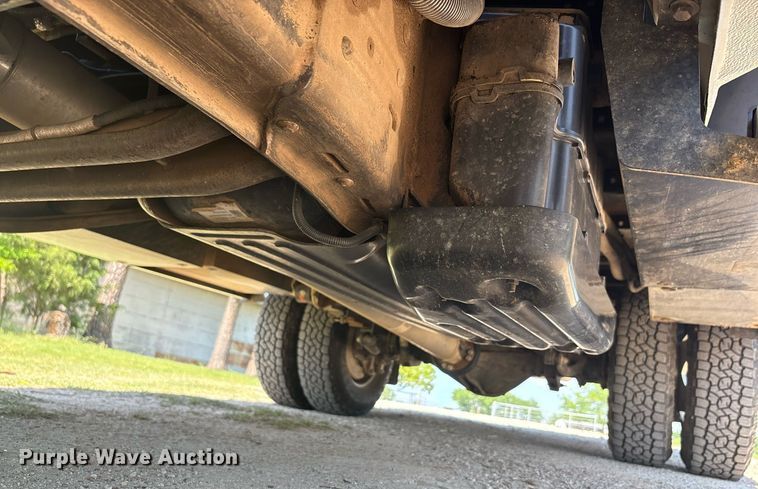 image for item EF3003 2022 Chevrolet Silverado 3500HD flatbed pickup truck