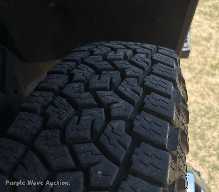 image for item EF3003 2022 Chevrolet Silverado 3500HD flatbed pickup truck